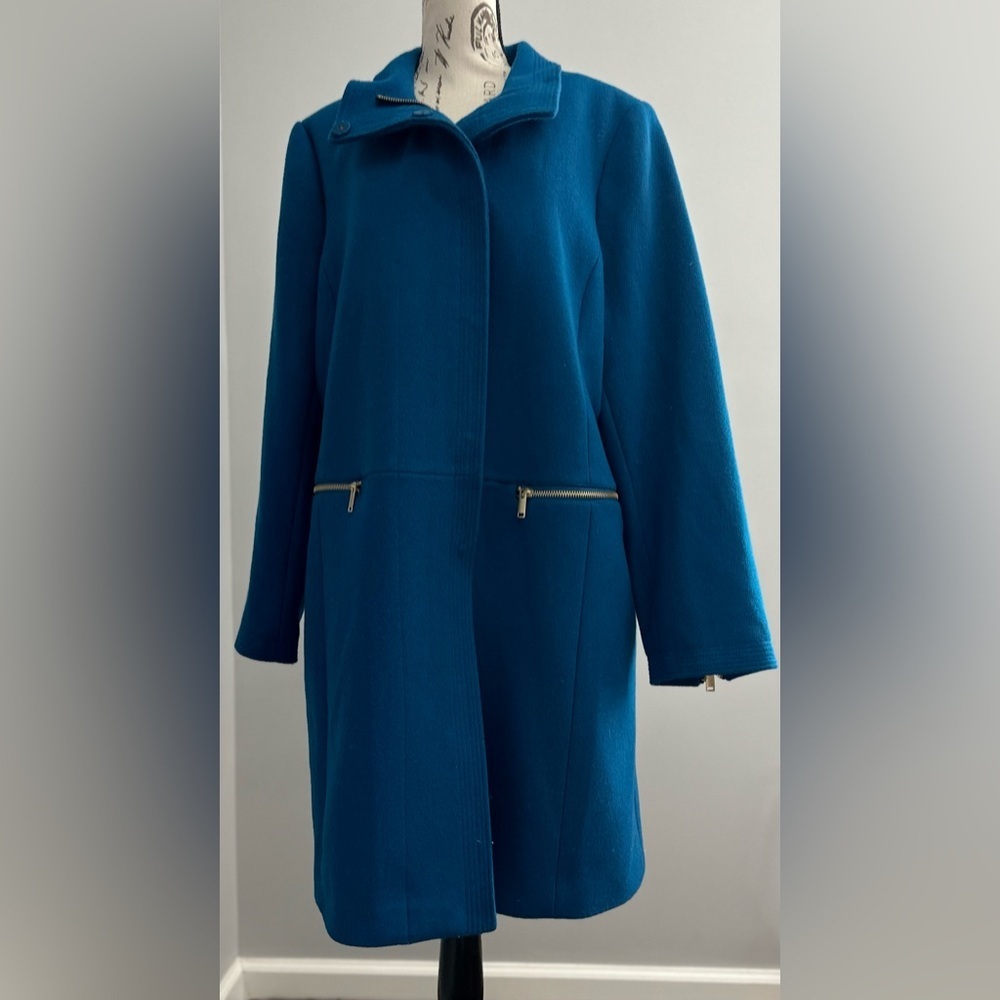 💙💙Warm Navy Blue Wool-Blend Coat with Stand Collar 💙💙 - Picture 6 of 13